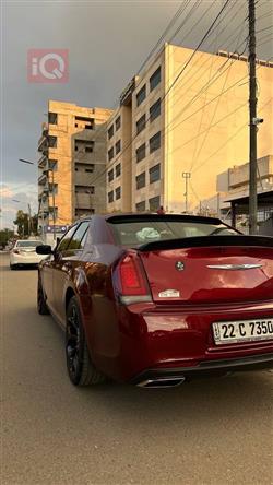 کرایسلەر 300